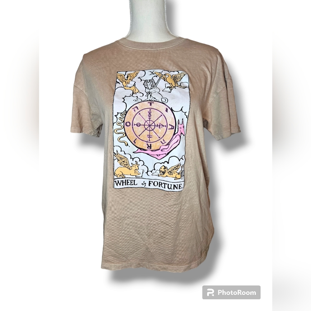 Oversized S Wheel of Fortune Tarot Graphic Tee. Can fit up to a Large